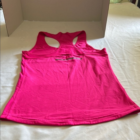 Vibrant Pink Fitted Sleeveless Tank Top - Picture 6 of 6
